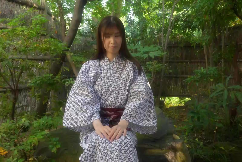 [STARS-172] Maria Wakui's Submissive Spa Encounter